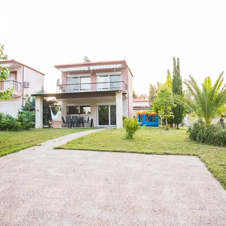 Apartment Sani Perfect For Family Vacations *